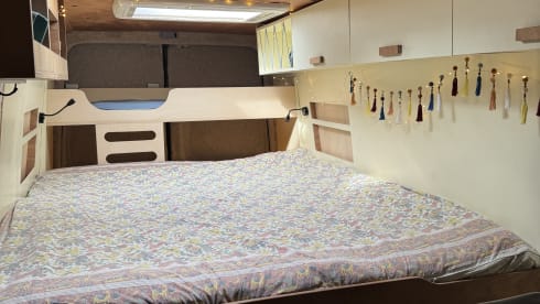 SJEF – Sfeervolle 4p off-grid familie buscamper