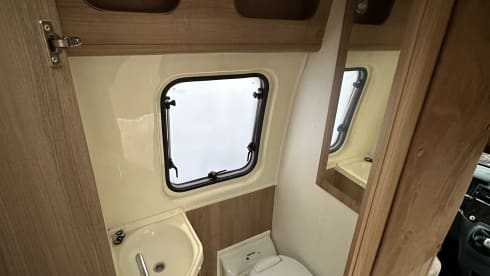 Trend – Cozy 2-6 person fully equipped camper bus 