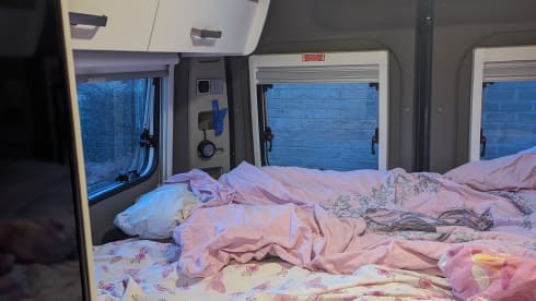 2p Knaus Vantourer bus from 2022 with spacious garage