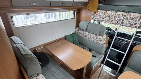 Het Roversnest – 7p Fiat alcove from 2011