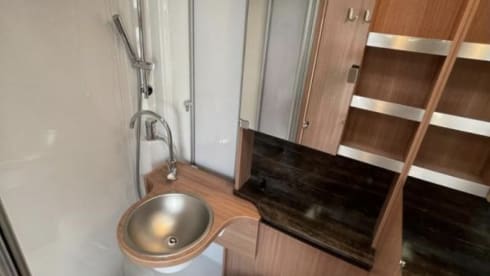 De Dennenappel – Beautiful Knaus motorhome 2013