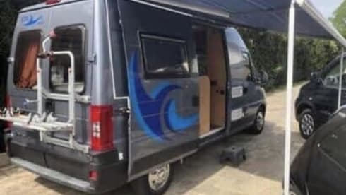 For a fantastic holiday: our excellent Bus Camper can handle that.