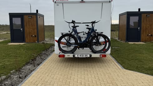 Camperverhuur Heeten – 4p Dethleffs semi-integrated uit 2024