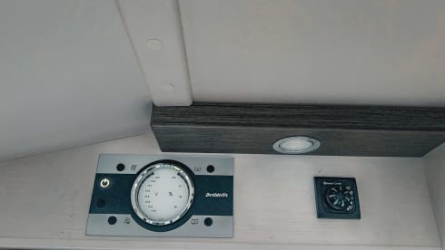 Henri – 2p Dethleffs semi-integrated uit 2018