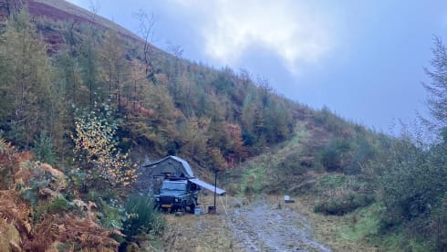 2p Land Rover rooftop from 2013