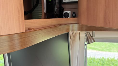 Camper Champagne – Hymer T 654 CL Exclusive Line