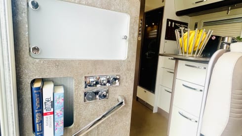 4. LeySi – Luxury mobile home Bürstner Lyseo TD744 Harmony