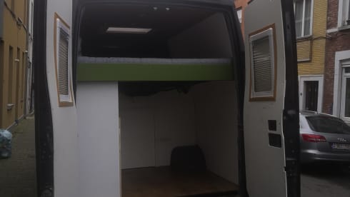 Ivy – Campervan for climbing and outdoor vacation