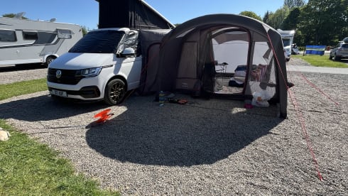 4 berth LWB VW 6.1 Campervan - Newly converted