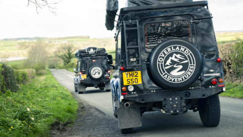 STEVENSON – Land Rover Defender 110 with Rooftop Tent & Awning | Carries 5, Sleeps 3