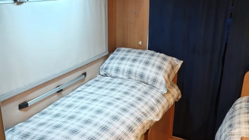 Frankie G – Frankie is our beautiful & flexible 6 berth Motorhome.