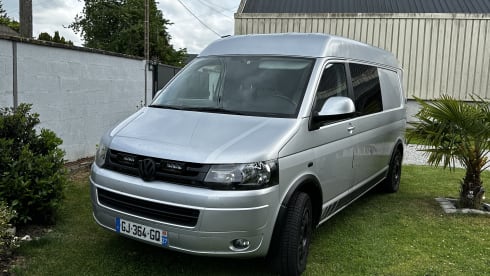 Van et services – T5 Camper equipped 4motion and raised