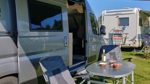 CamperVan 919 – Clever Vario Kids, 2 or 4 sleeping places, brand new, quiet engine!