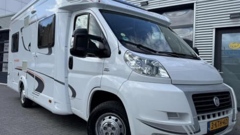 6p Weinsberg semi-integrato dal 2013