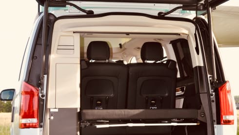 Witte Buscamper – Full Option Travel - Marco Polo '22