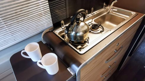 The Hunterwagen! – 4 berth Hymer Sierra Nevada Campervan 2020