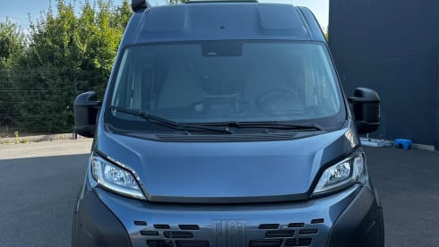 L&C – Gloednieuwe Carado CV 640 automaat luxe, comfort en vrijheid.
