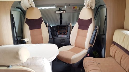 Pierpaolo – Camper semintegrale burstner ixxeo 666