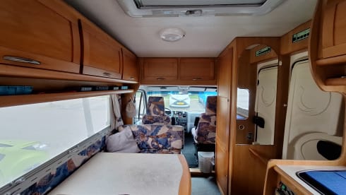 Crystall – Beautiful, neat 2-person camper