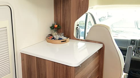Vanessa – 6 berth Fiat alcove from 2021