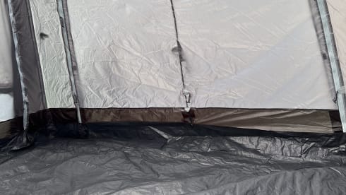 Pixie – 4 berth Volkswagen campervan from 2016
