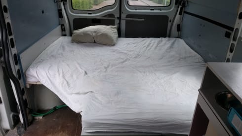 Self-build van from 2010, 9 persons