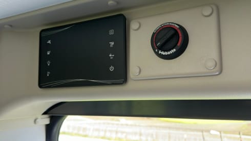Benni – 2-person Benimar bus from 2026