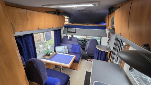 Famillie camper – Fiat Alcove mit 4 Sitzen ab 2026