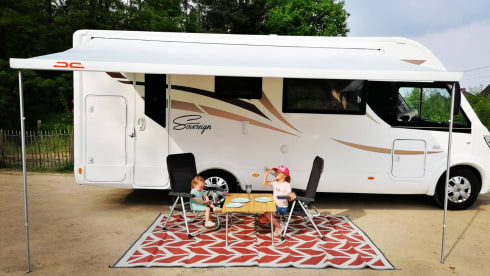 De Kemper – Mc Louis 822 integral - 4 to 6 persons (2017)