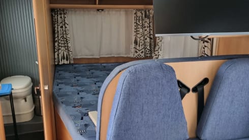 advance comford  – 2p Dethleffs integrated uit 2005