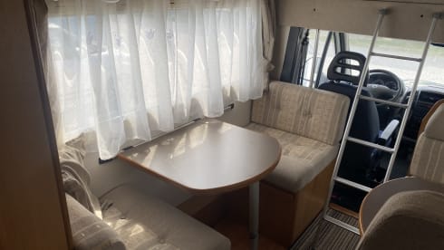 Cosimo – Camper autonomo riviera gt 6 posti viaggio