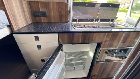 Autobus Volkswagen a 4 posti letto del 2016