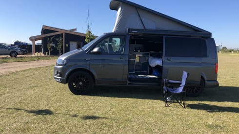 DAVE – Camping-car Volkswagen 4 places à partir de 2019