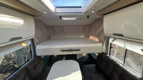 Hoge Luxe Mobilhome – Luxejacht op wielen