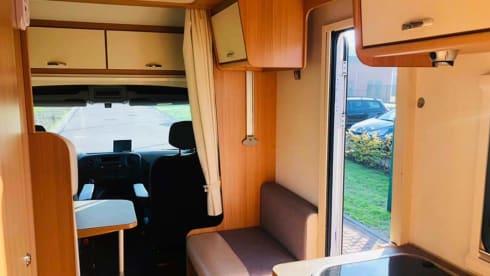 Carpe Diem – 4p Renault Semi-Integral from 2016