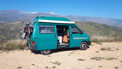 Ootje 2 – VW camper van