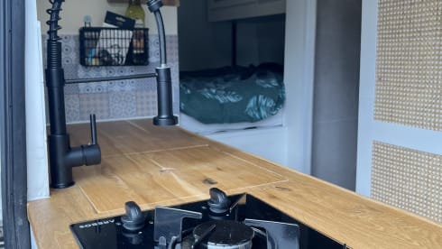 Perro – 2p Peugeot campervan from 2016