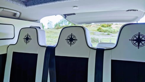 A Beautiful Escape – Luxury Automatic Toyota 4 berth, 5 seat, insurance included