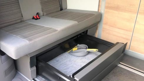 Voyager – 2021 VW T6.1 CALIFORNIA Camper 4 Berth - Automatic 