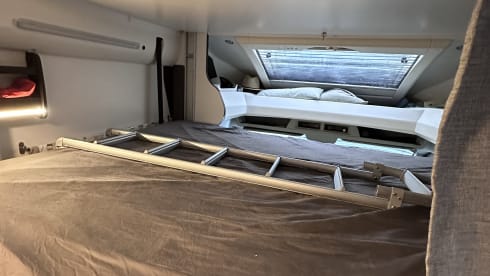 Dreammobile – 5p Benimar semi-integrated from 2021