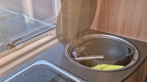 🌍 Adventure Awaits with Our Fiat Ducato Adria Twin SP Camper! 🚐☀️