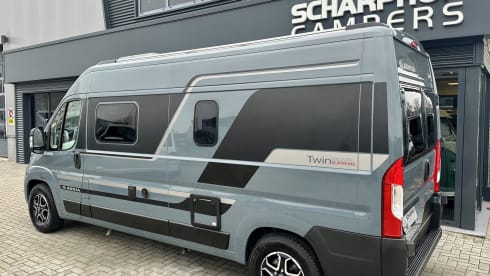 2p Adria Twin Supreme camper 180 hp automatic from 2024