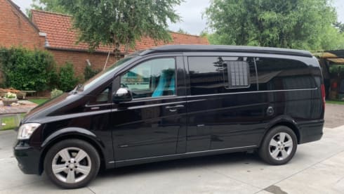 MP VAN – 4p Mercedes-Benz campervan from 2011