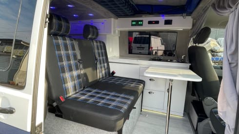 Luxury Van Transporter T5