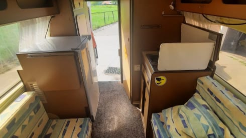 James – James: Mercedes-Benz-Bus von 1979