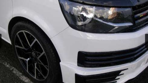 Panoramic  – 4 berth Volkswagen campervan from 2018
