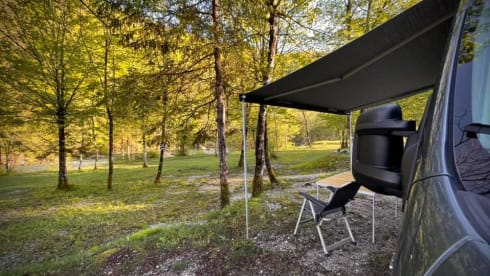 Adria Supreme LUXE bus camper (automatic / year 2021)