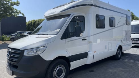 p Hymer semi-integrated from 2024