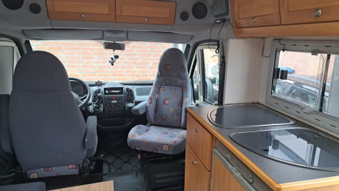 Sun TI – Camping-car Knaus 2004