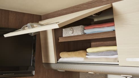 Vanity; chique met klasse. In stijl op reis! – Eitelkeit; schick mit klasse. Stilvoll reisen! 4 Schlafplätze!